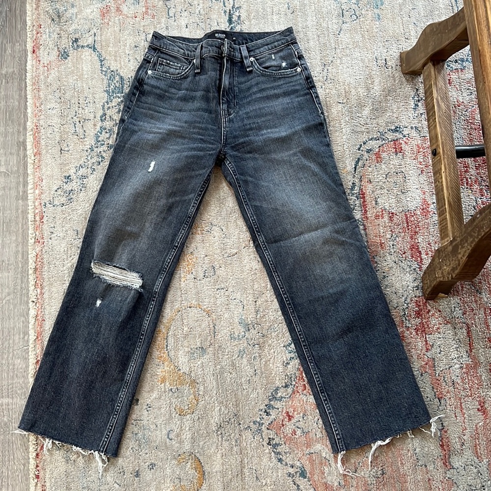 Like New Remi Straight crop Jean